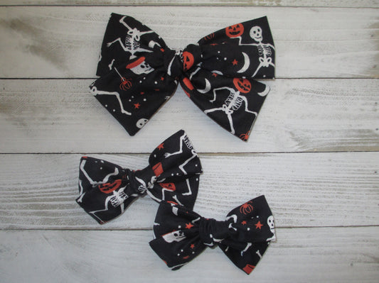 Dancing Skeleton Hairbow